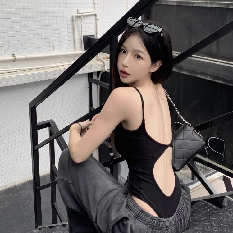 黑色露背吊带背心女春夏外穿内搭设计感辣妹修身无袖打底连体