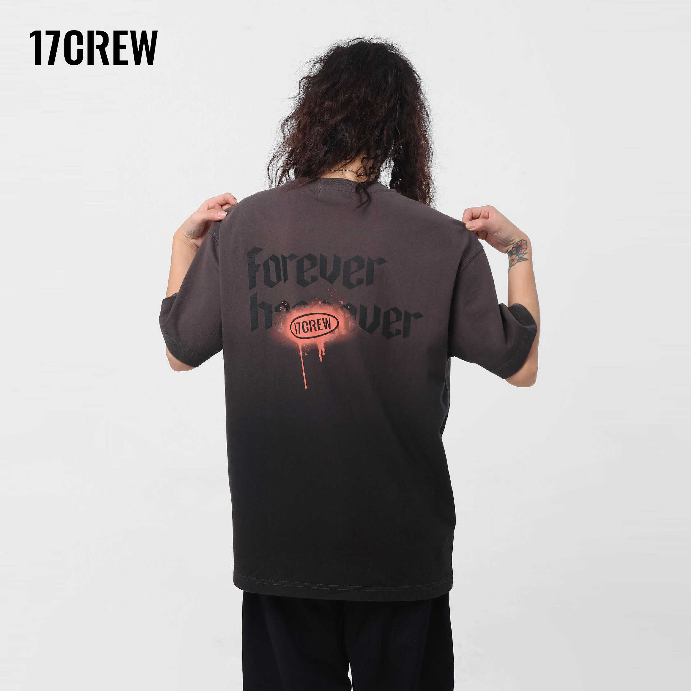 吊染T恤圆领休闲短袖男子