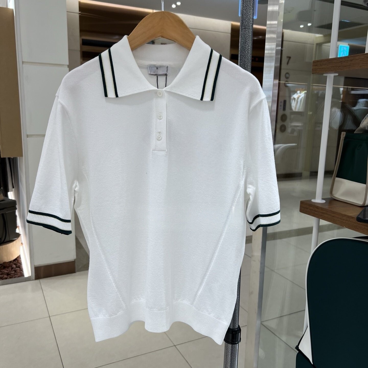 拼色减龄高尔夫服装女装短袖翻领运动休闲百搭高球棒球服修身显瘦图片
