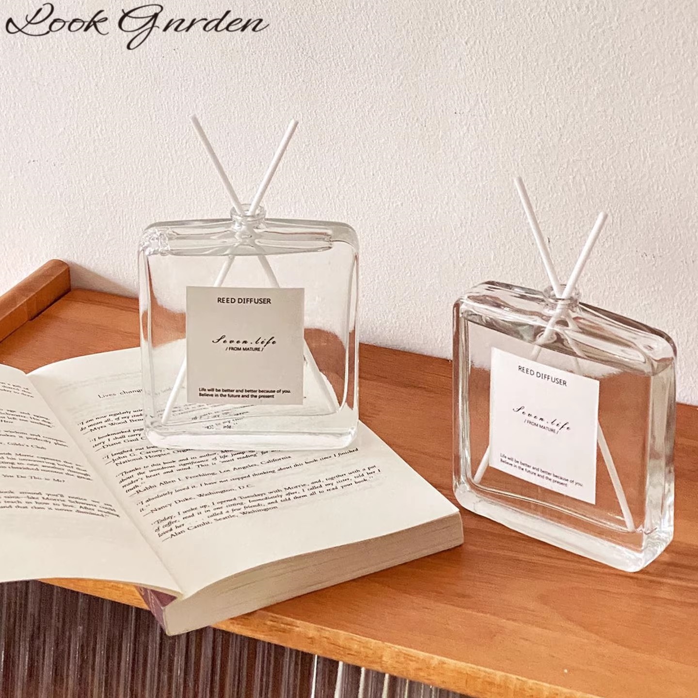 ins风高级感家居香薰方瓶无火香薰精油室内持久家用卧室房间香氛