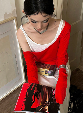 Common in 0120红色鸢尾 百搭好物2色露肩薄款打底长袖T恤上衣女