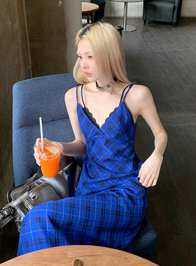 Common in 0120 克莱因蓝格子连衣裙 v领复古格纹开叉吊带裙女