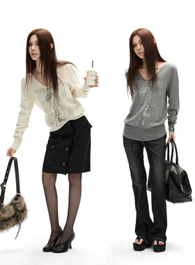 common in 0120 美式针织深V人像字母印花上衣秋冬修身内搭打底衫