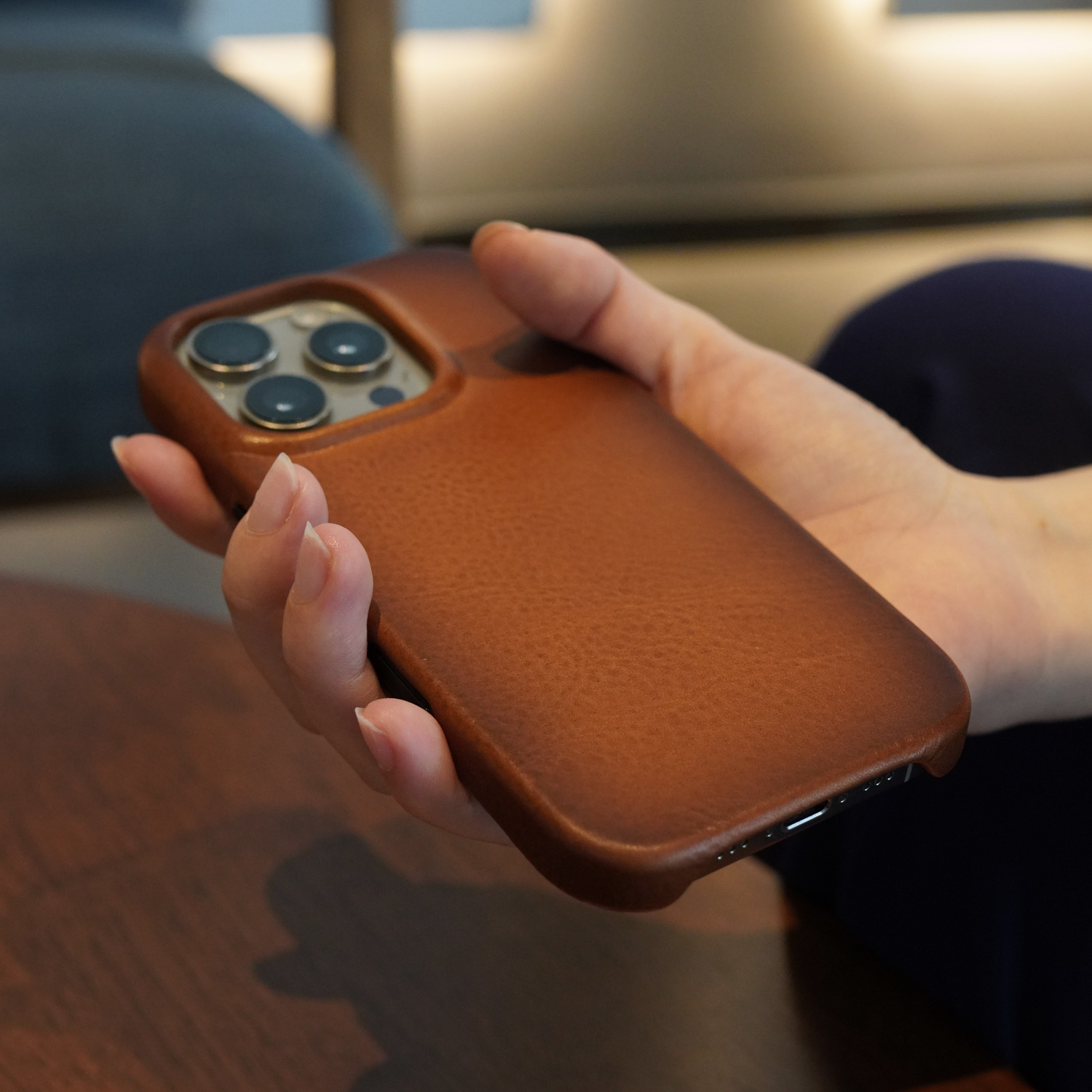 YMW原创意大利Conceria800植鞣牛皮纯手工做旧适用于苹果ihone保护套16Promax15pro14pro手机壳