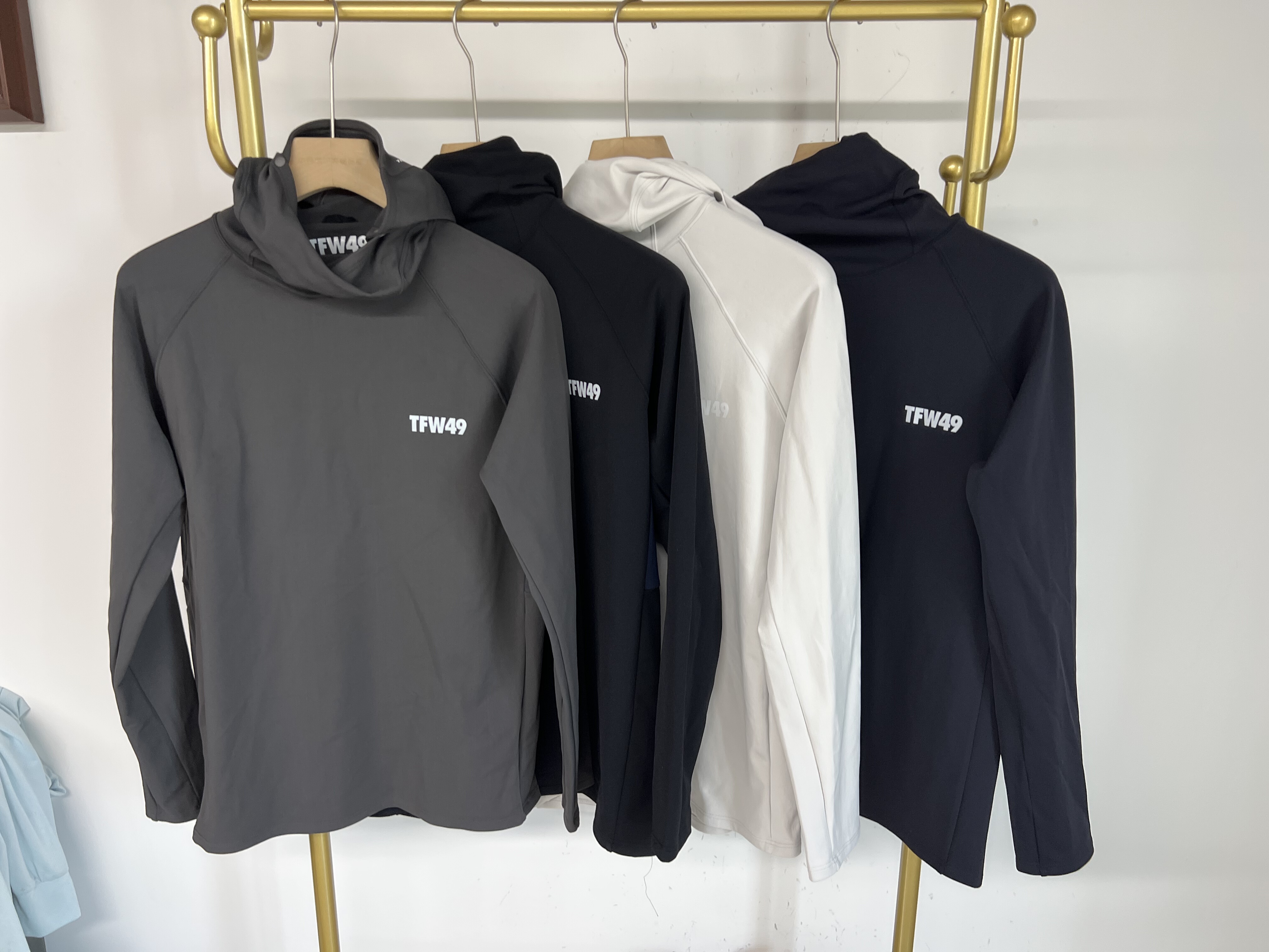 24209 高尔夫服装男士25秋冬新加绒保暖连帽薄绒卫衣弹力打底