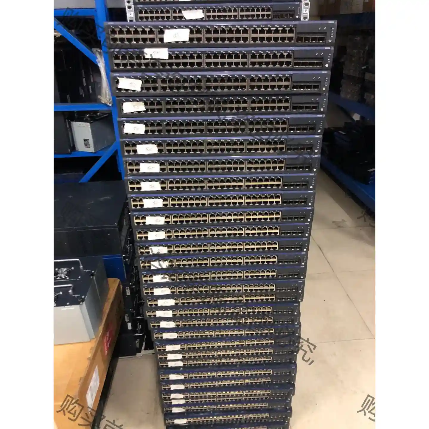 junipe詹博 EX2200-48T-4G 48口千兆 4 先议价 拆机货包好