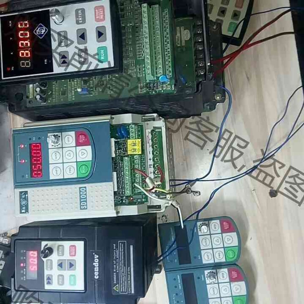 功能正常议价 森岛变频器面板sD780的68元，sD100O的大99元小7