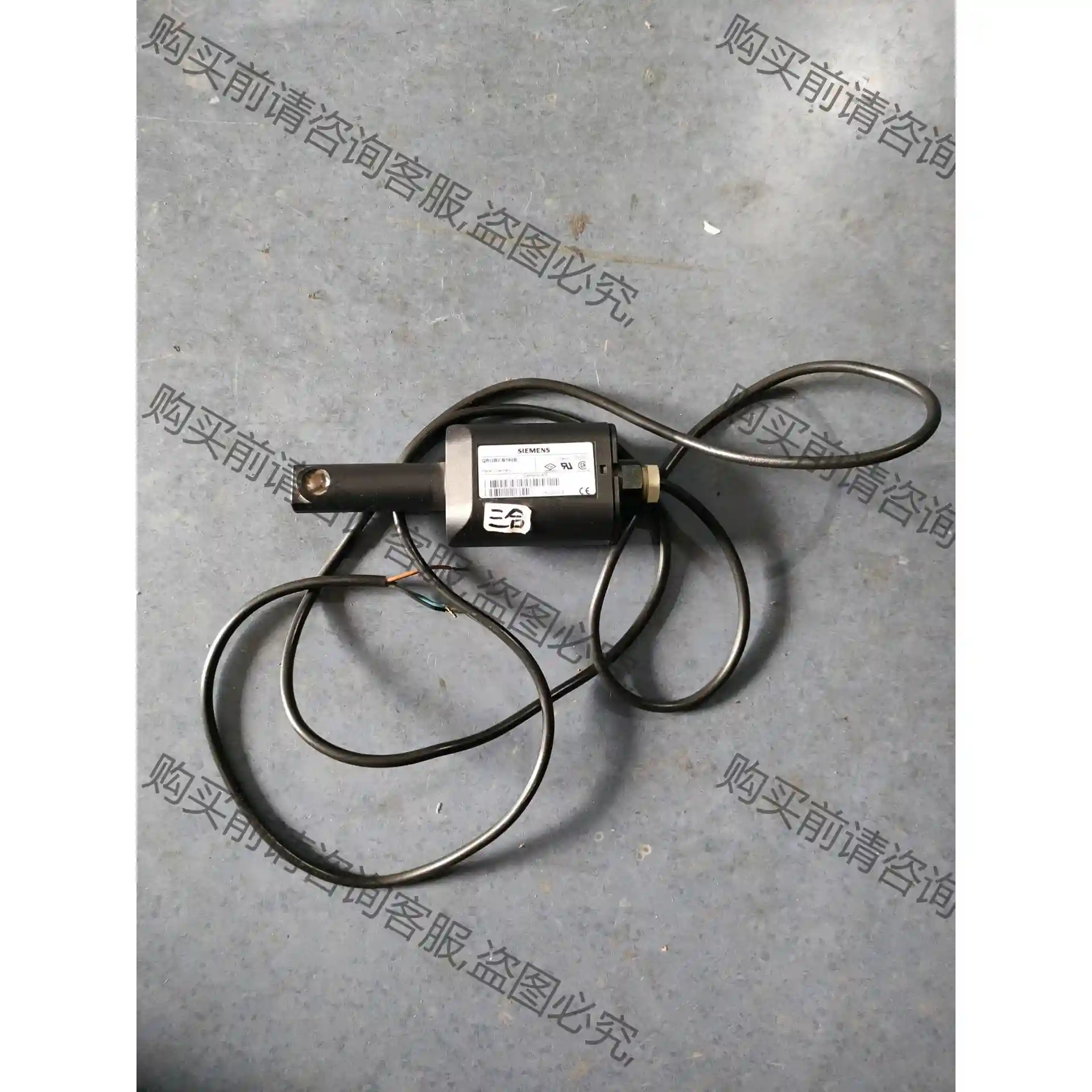 德国原装西门zi燃烧机电眼QRI2B2.B180B 火焰探测器 先议价 拆机
