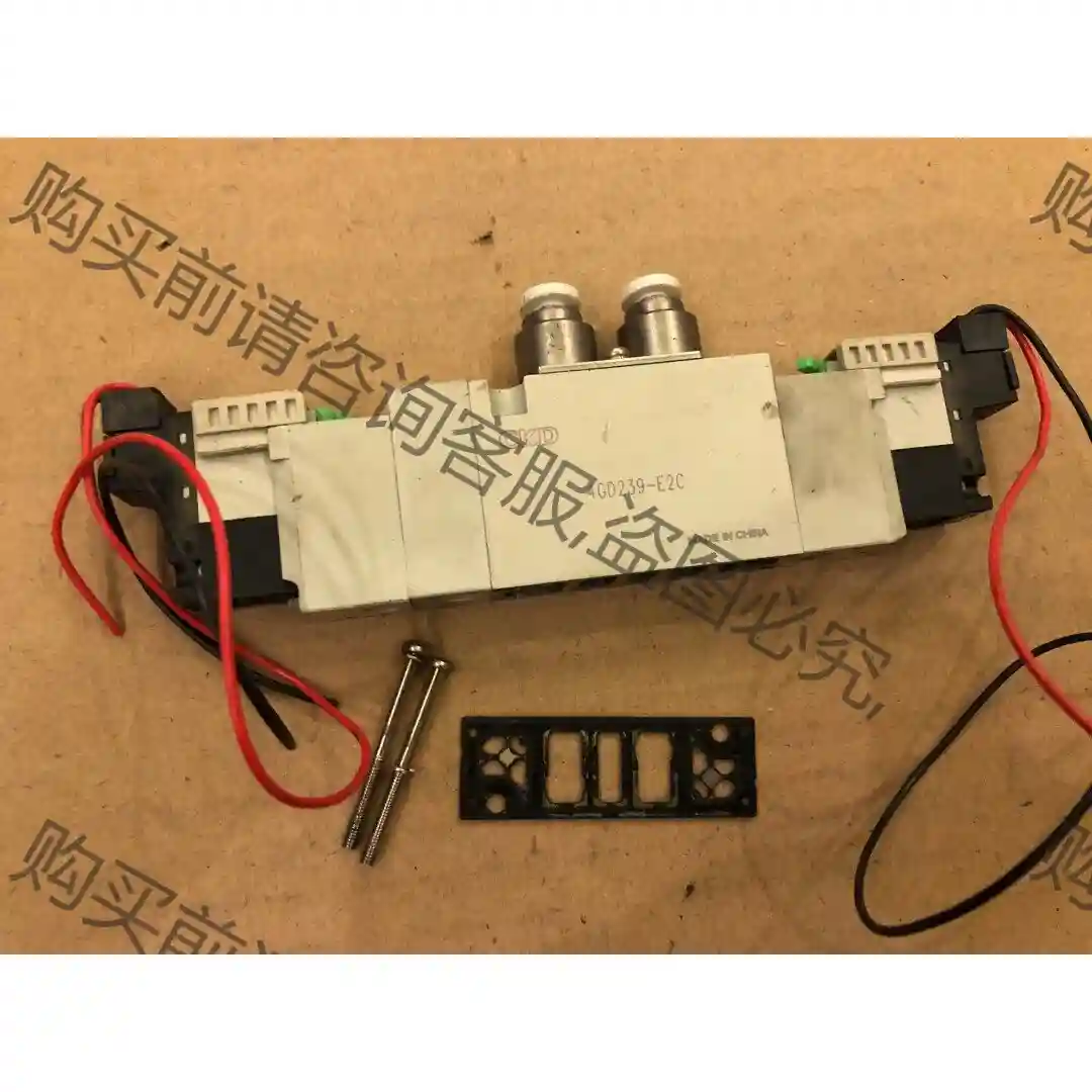 CKD电磁阀 气阀4GD239-E2C电压24V，出气口接4 先议价 拆机货包好