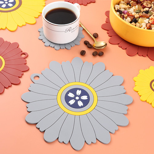 粤昌向日葵餐具隔热垫