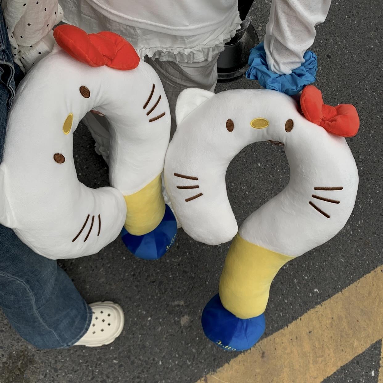 kitty问号u型枕旅行便携高铁飞机护颈枕卡通可爱午休睡觉u形抱枕