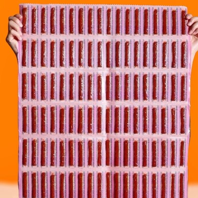 被子辣条三折叠整版网红零食