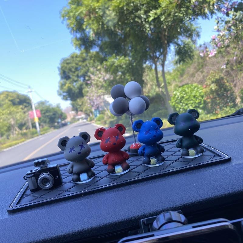 暴力熊车载中控台香薰车内持久香氛淡香太阳能直升飞机摆件装饰品