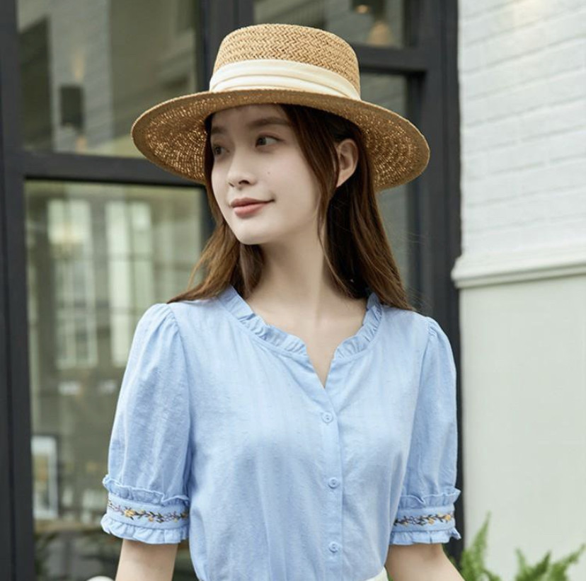 小众气质田园木耳边短袖衬衫2025夏季新款文艺绣花时尚衬衣女