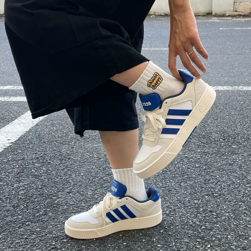 adidas neo D-PAD Classic 耐磨轻便 低帮 板鞋 男女同款JH8811