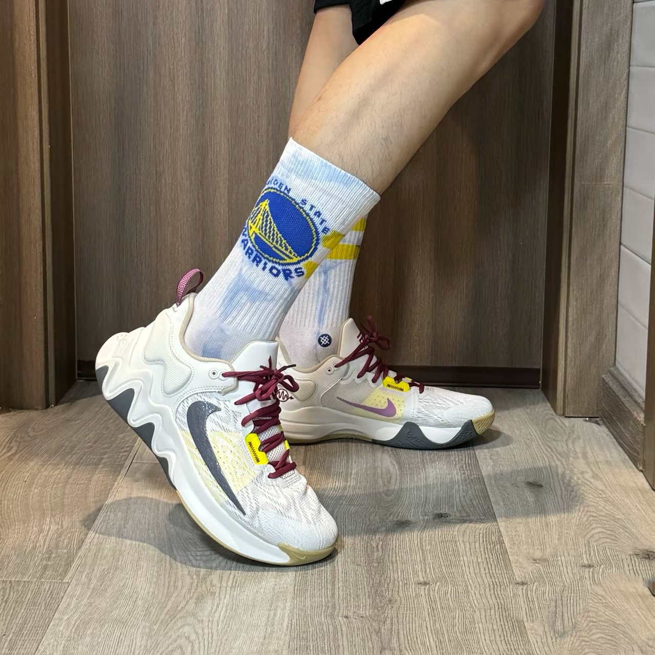 Nike Giannis Immortality 2字母哥2代低帮篮球鞋DM0826-100