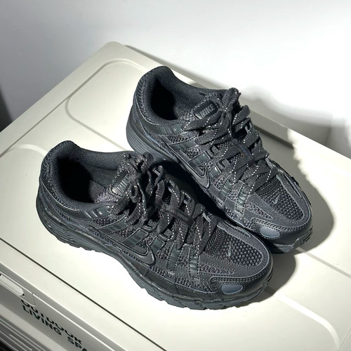 Nike P-6000 时尚舒适防滑耐磨透气休闲城市通勤跑步鞋CD6404-002