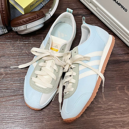 adidas VS JOG 2.0 复古 减震耐磨 低帮生活休闲鞋男女同款JI2434