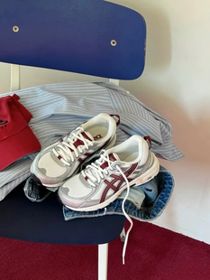 休闲百搭 减震耐磨 Asics 1012B359 Venture 低帮跑步鞋 104 Gel