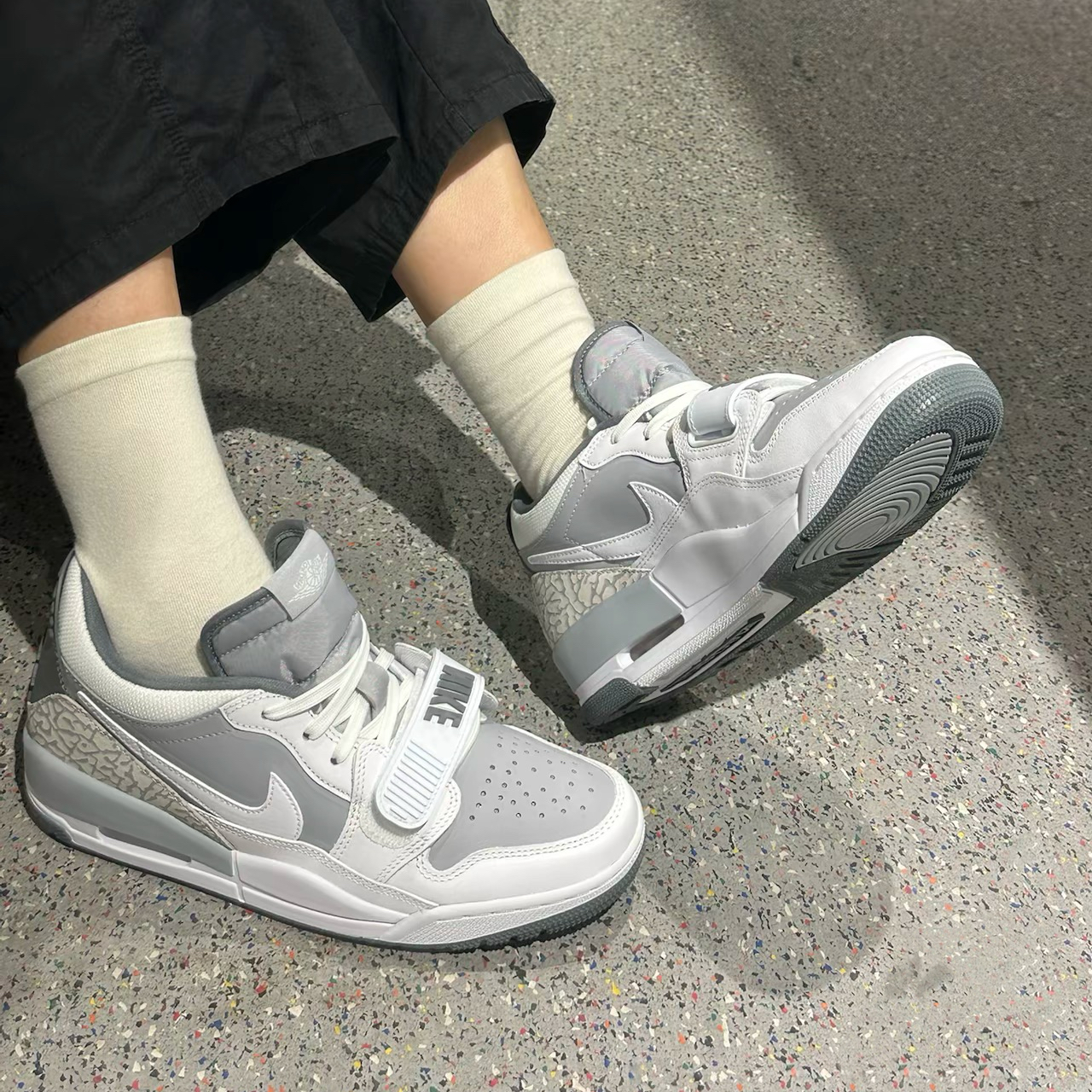 Jordan Legacy 312 时尚舒适 低帮 复古篮球鞋男款灰色CD7069-005