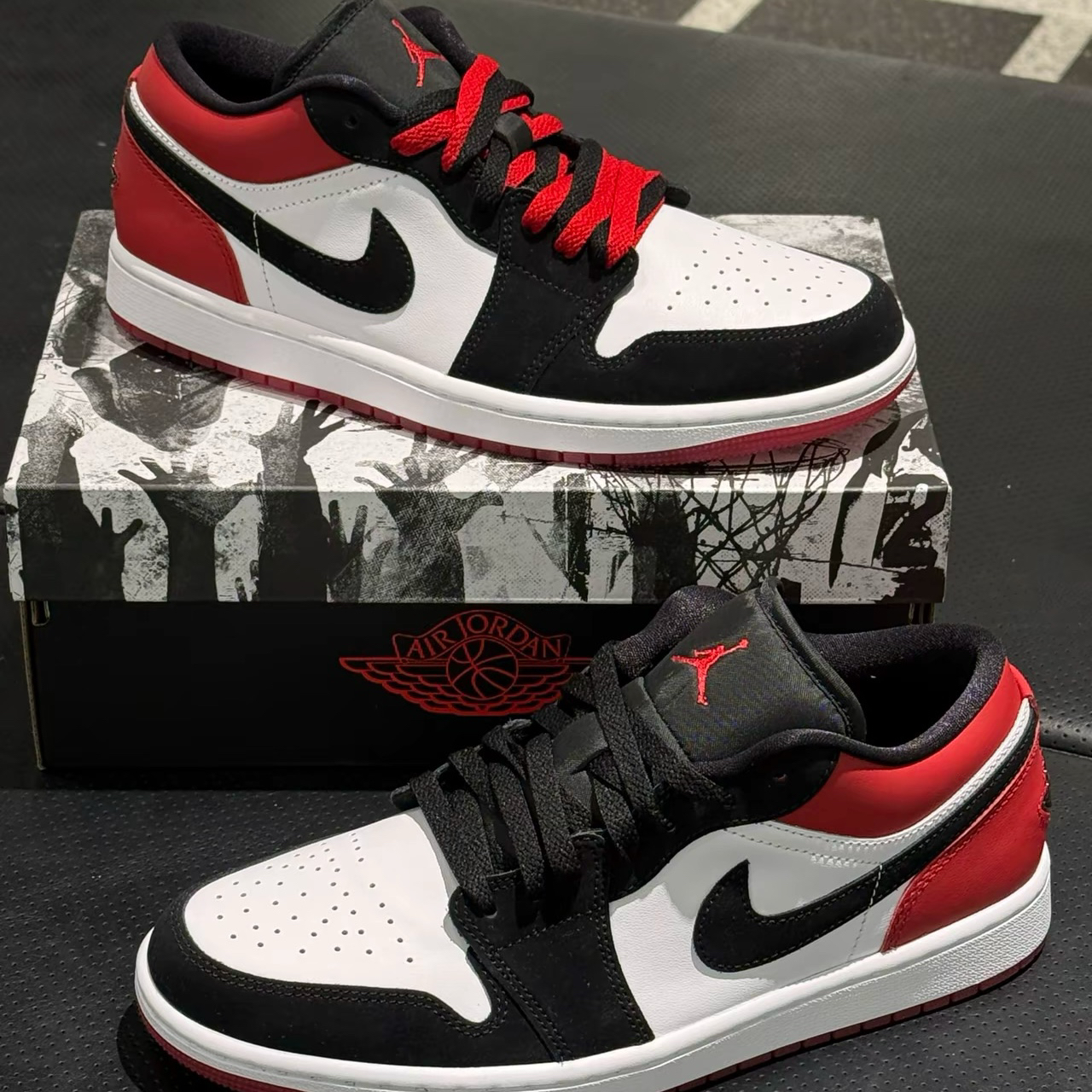 Air Jordan 1 Low AJ1黑白红脚趾低帮复古篮球鞋IB8971-106