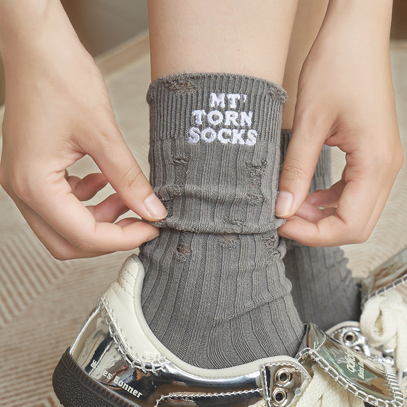 灰色破洞袜子女春秋款中筒棉袜ins潮韩版情侣破洞无骨运动堆堆袜