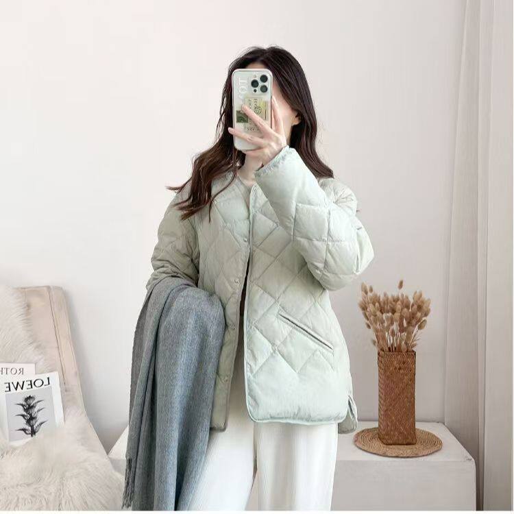 90白鸭绒轻便排骨羽绒服女