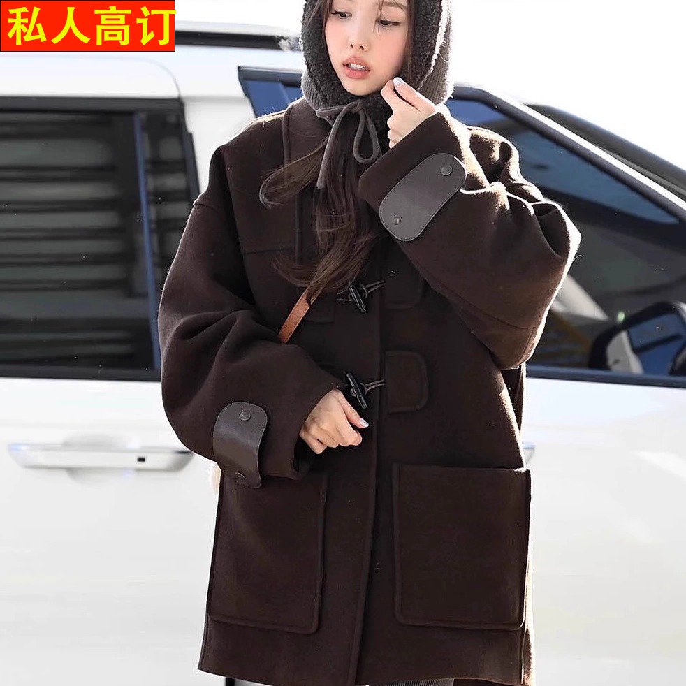 林娜琏明星同款美拉德牛角扣学院风毛呢外套女复古时髦大衣冬装