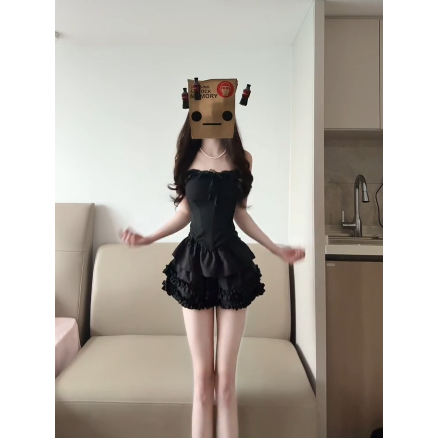 性感黑色抹胸吊带蕾丝鱼骨束腰2026年春季短上衣时尚舒适女背心
