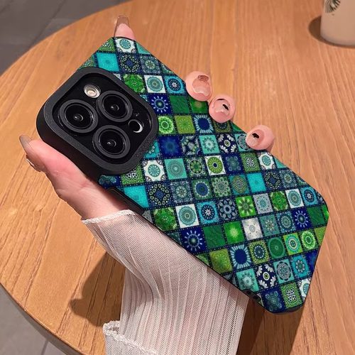 适用苹果16硅胶菱格花纹全包防摔