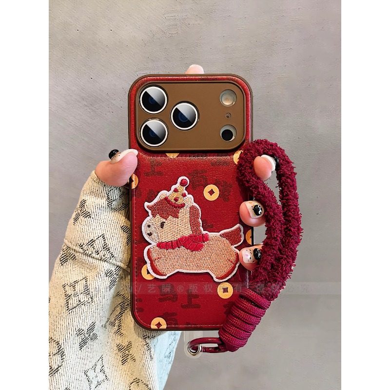 马年新款红色寓意卡通刺绣小马适用iPhone17ProMax手机壳红色苹果16pro新年款13全包镜头15情侣ip14女保护套,3C数码配件,手机保护套/壳,淘宝优惠券,粉丝福利购,淘宝优惠卷