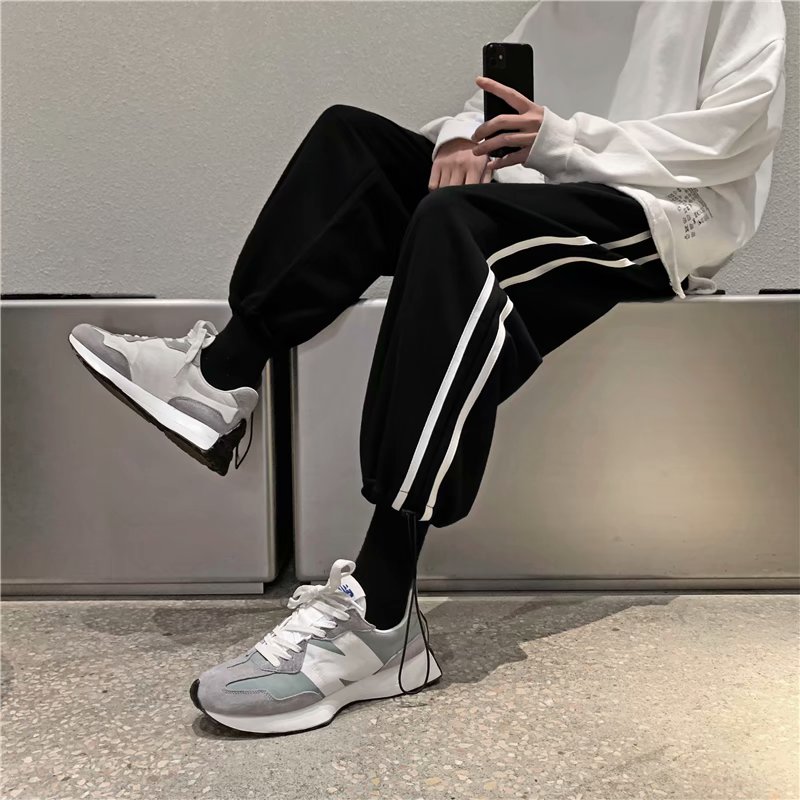 New style simple and versatile men's lazy vertical striped casual pants