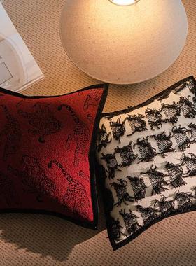 LING复古红色法式轻奢客厅沙发方形抱枕套名宿样板间靠垫床头靠枕