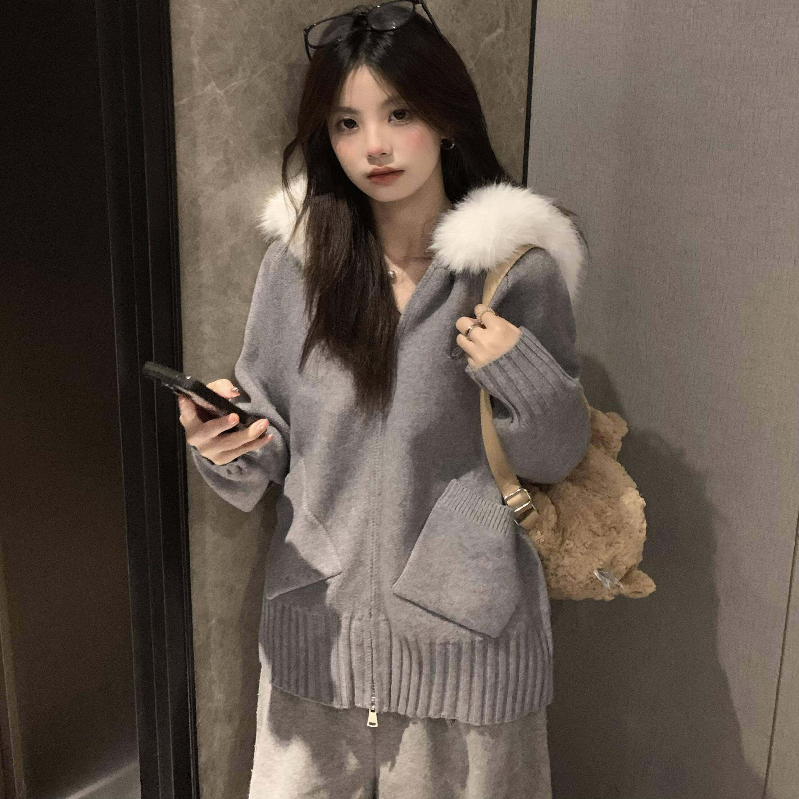 韩系复古灰色毛领连帽外套女秋冬季小个子慵懒松弛感宽松毛衣开衫,女装/女士精品,短外套,淘宝优惠券,粉丝福利购,淘宝优惠卷