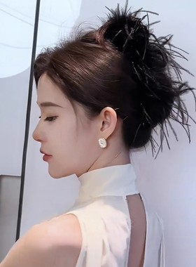 秋冬四倍毛量大号羽毛抓夹头饰女黑色毛茸茸高级感饱满后脑勺发夹