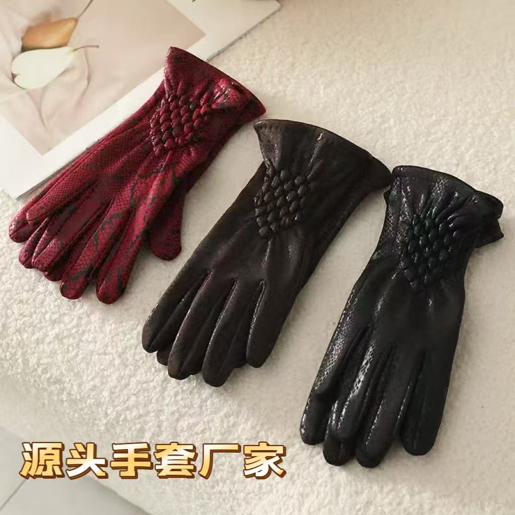 仿蛇皮纹手套高弹加绒防风时尚简约时尚触屏批发加工定做女款手套