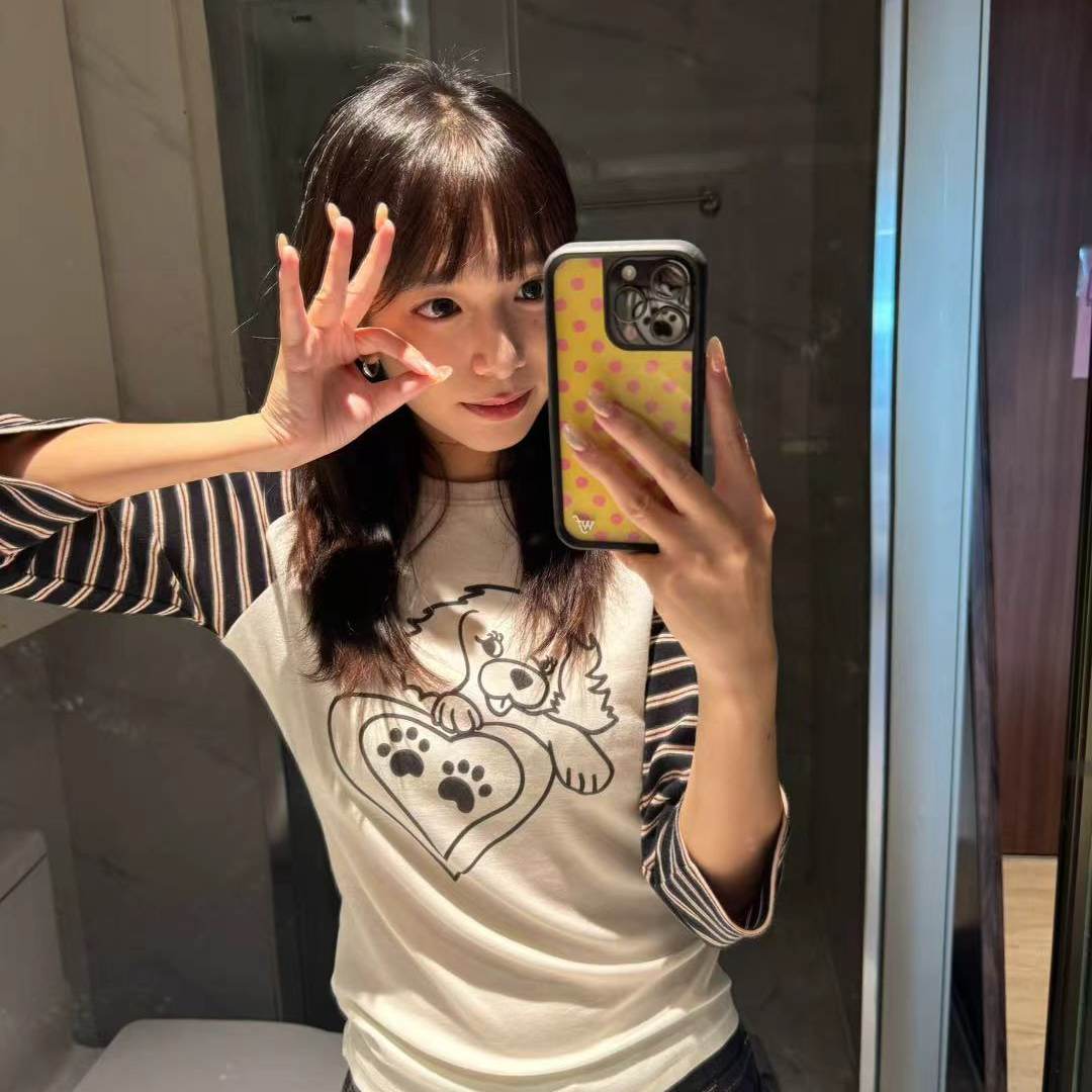 原创 条纹小狗插肩袖修身七分袖长袖T恤莱赛尔弹力上衣
