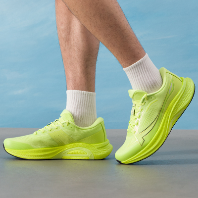 特步（XTEP）两千公里三代plus跑步鞋男鞋 夏新款轻便透气跑鞋耐