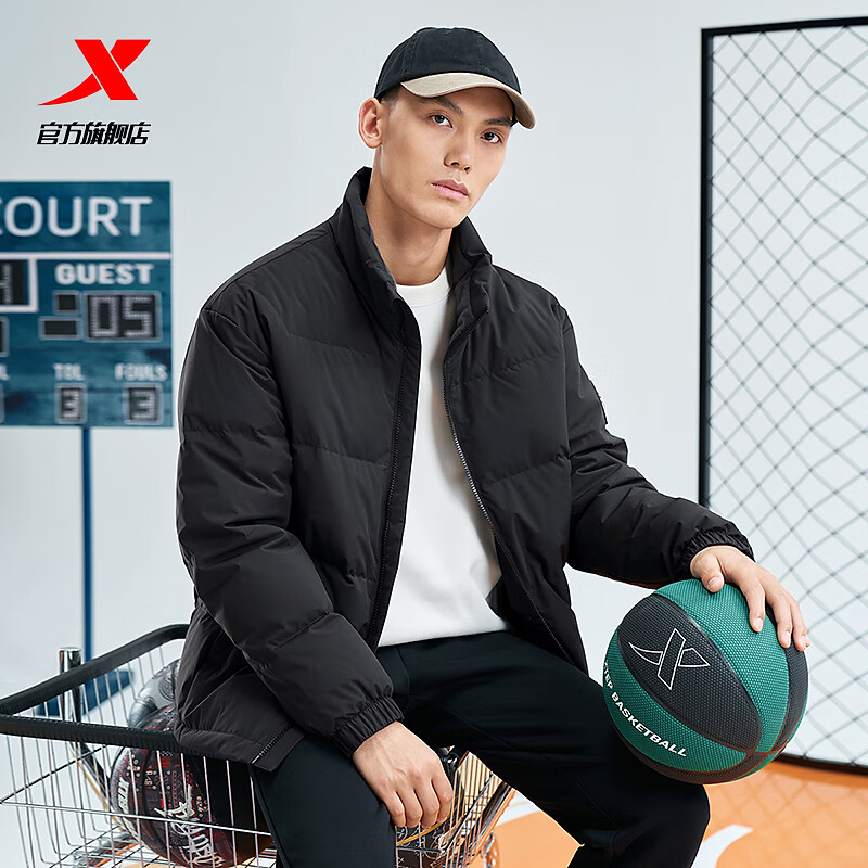 特步冬装轻便保暖羽绒服