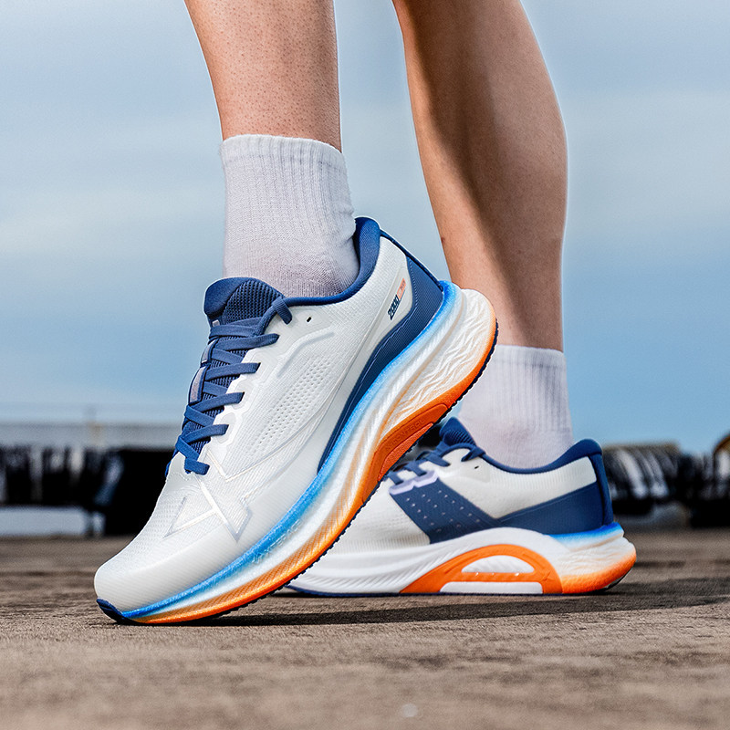 特步2000公里plus跑步鞋男鞋跑鞋