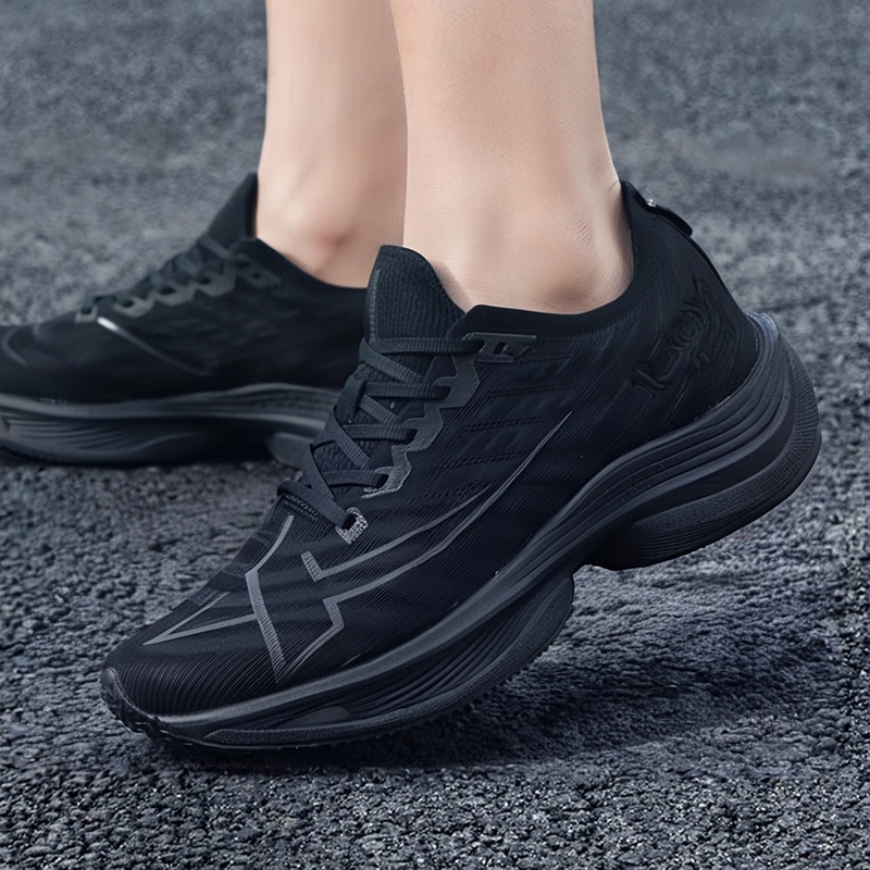 特步160X5.0SE跑步鞋男