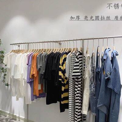 服装店上墙展示架陈列货架不锈钢拉丝加厚正挂侧挂架落地衣服架子