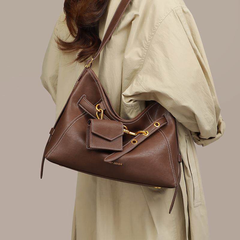 包包2025新款女包通勤大容量小众单肩斜挎包高级感时尚托特包