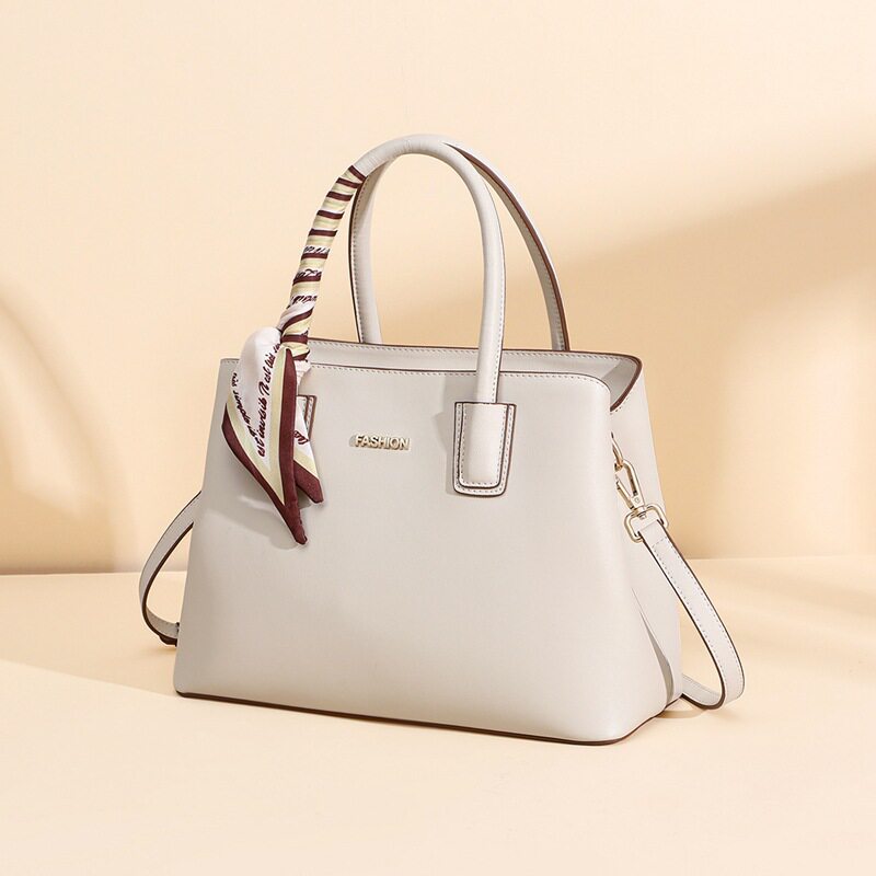 单肩包斜挎包手提女款包真皮女包中年妈妈包休闲包包大容量轻奢