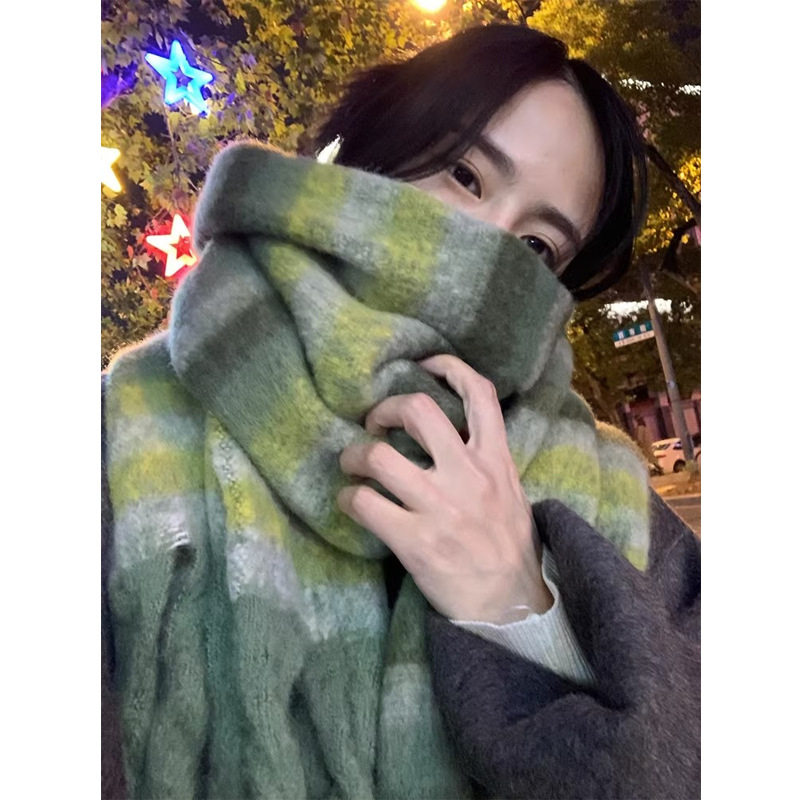 女生围巾毛毛围脖保暖脖套披肩冬季网红款高档冬季韩系格子百搭