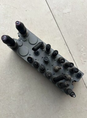 贝加莱模块X67DI1371L08拍前议价