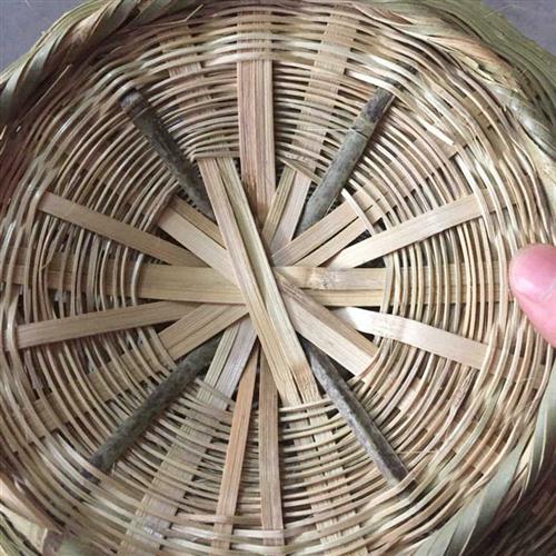 竹编鱼篓 捕鱼竹篓 手工竹编鱼篓 装鱼篓子 竹子制品 大 鱼篓 竹