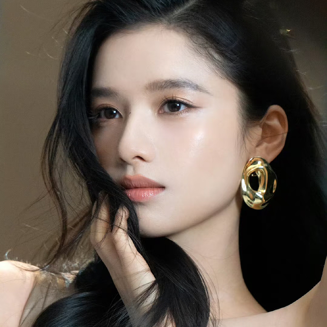 张婧仪同款风穴不规则褶皱圆圈耳环 重工欧美金属夸张冷淡风耳钉