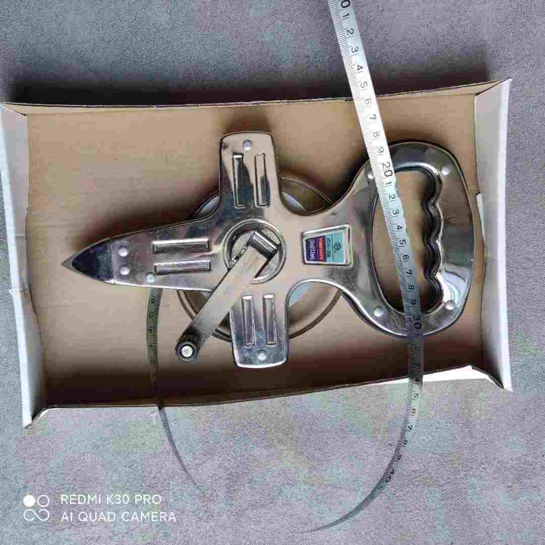 清仓处理30米100米不锈钢手提钢架尺建筑工程测量钢尺插地卷尺