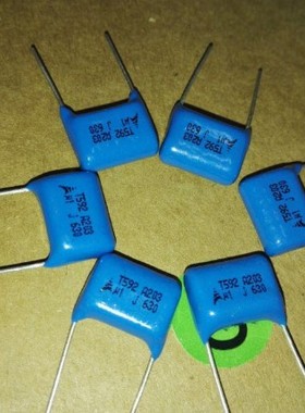 B32592C8104J8 T592  U1J630 薄膜电容器 0.1UF 630V MKT  西门子